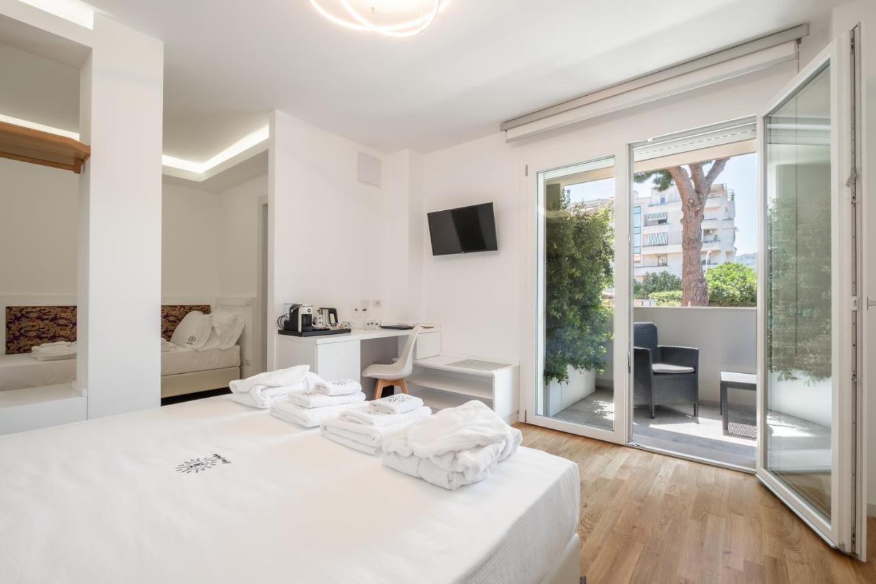 Helios Guest House กาญารี ภายนอก รูปภาพ