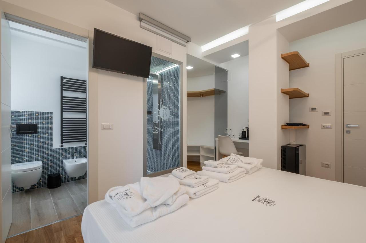 Helios Guest House กาญารี ภายนอก รูปภาพ