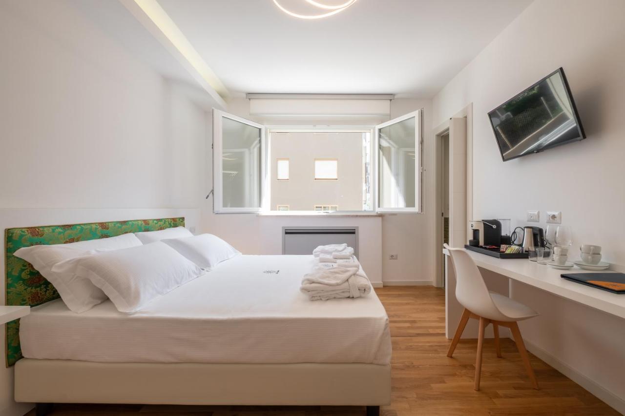 Helios Guest House กาญารี ภายนอก รูปภาพ